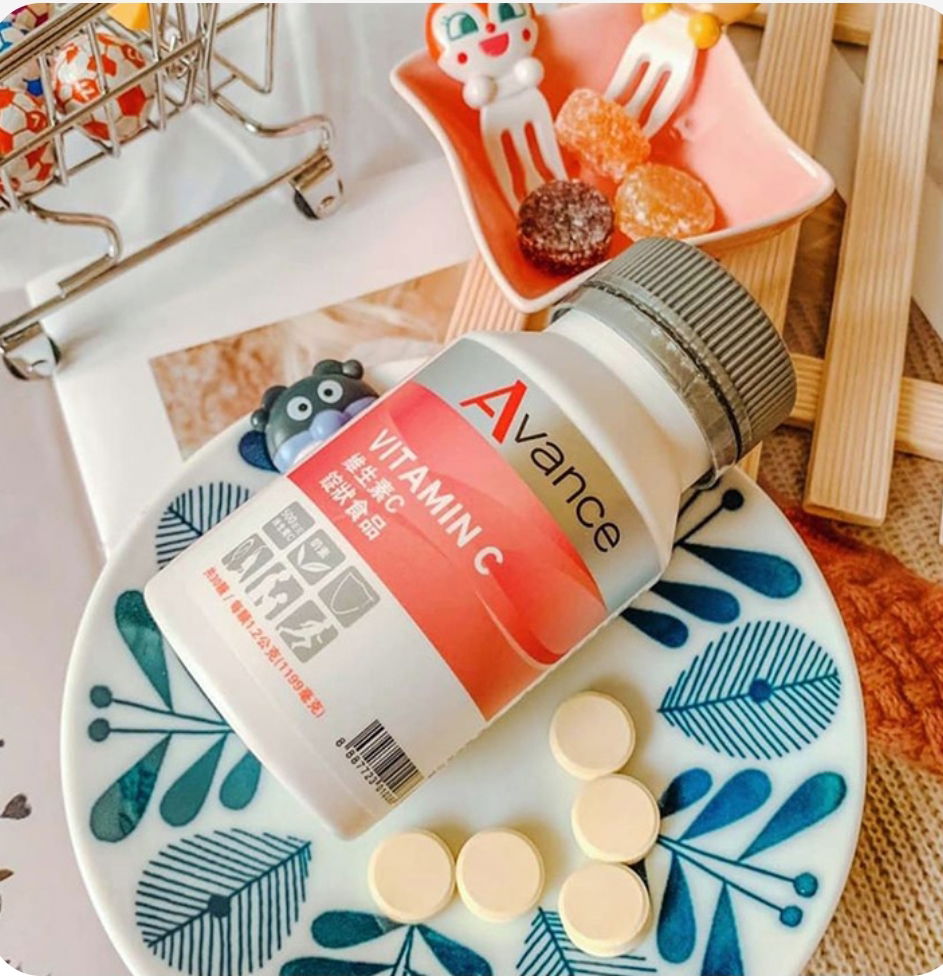 維生素C錠狀食品 您所熟知的維生素，更優質、更美味! 鮮桃口味，更優配方😊