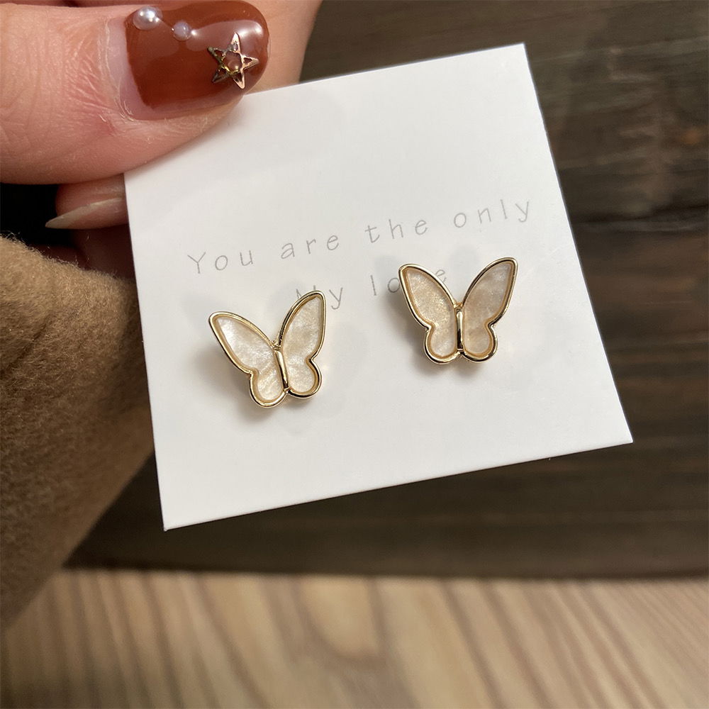 16. Anting kupu2 14K