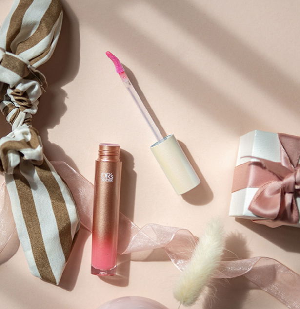 冰晶唇釉--夢幻櫻花粉