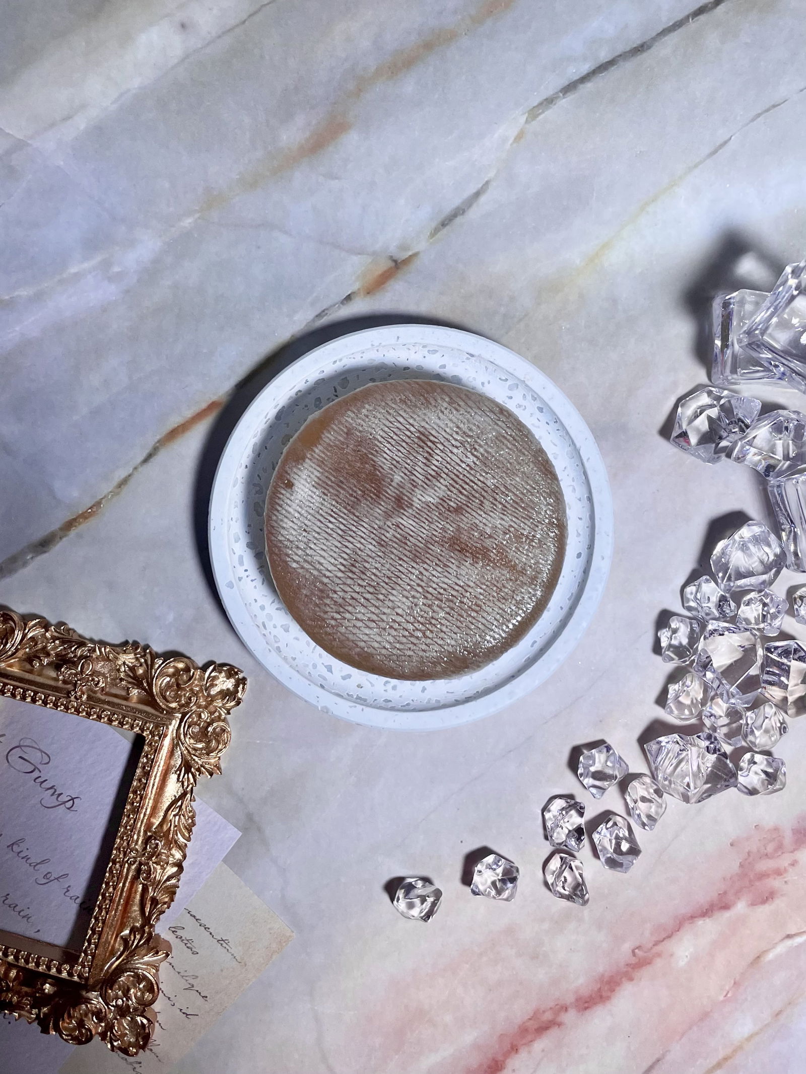 沛碧泉 洗臉護膚 琥珀晶萃賦活草本手工皂。折扣碼「Jelly」