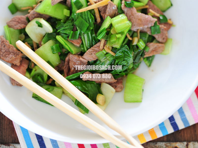 Thịt Bò Xào Rau Cải