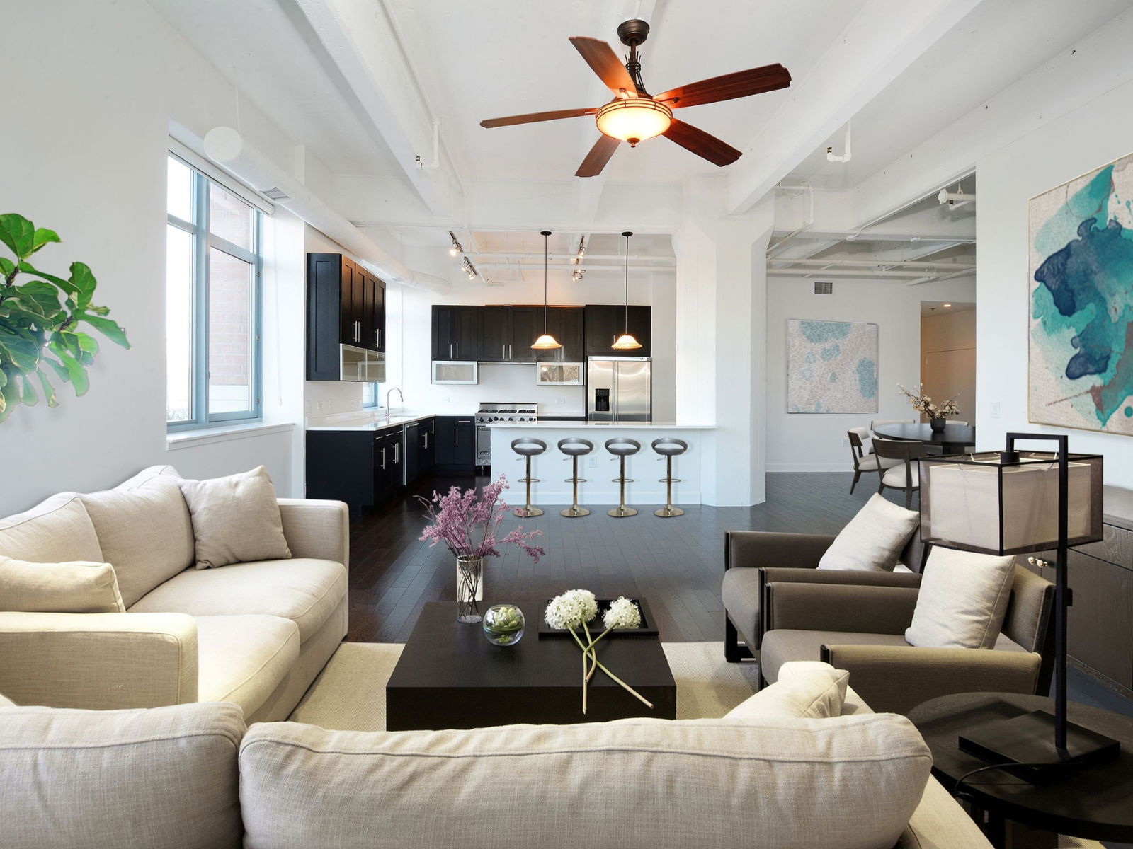 Thiết Kế Nội Thất Phòng Khách Liền Bếp Tiện Lợi, Sang Trọng