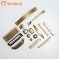 Mẫu tay nắm tủ màu vàng sang trọng nâng tầm không gian nội thất