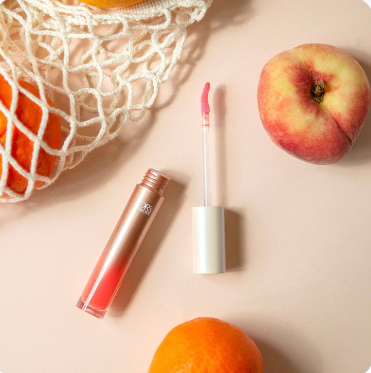 02 冰晶唇釉--元氣珊瑚橘