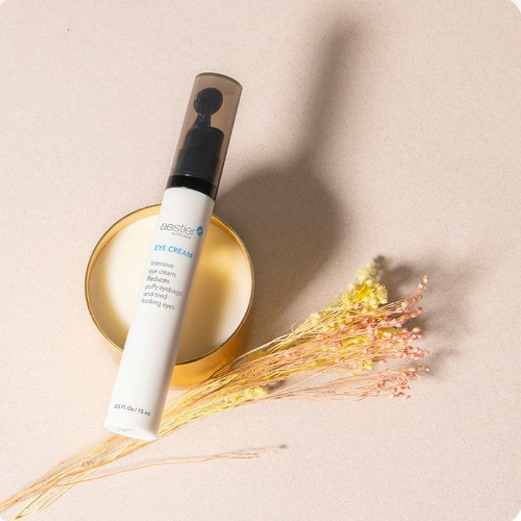 活奕眼霜 - 擦的類肉毒、黑眼圈表情紋out